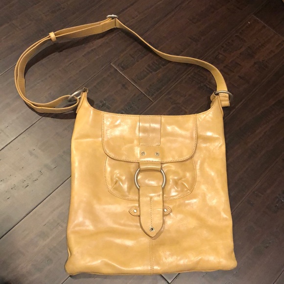 Clarks Handbags - Clarks Crossbody Purse